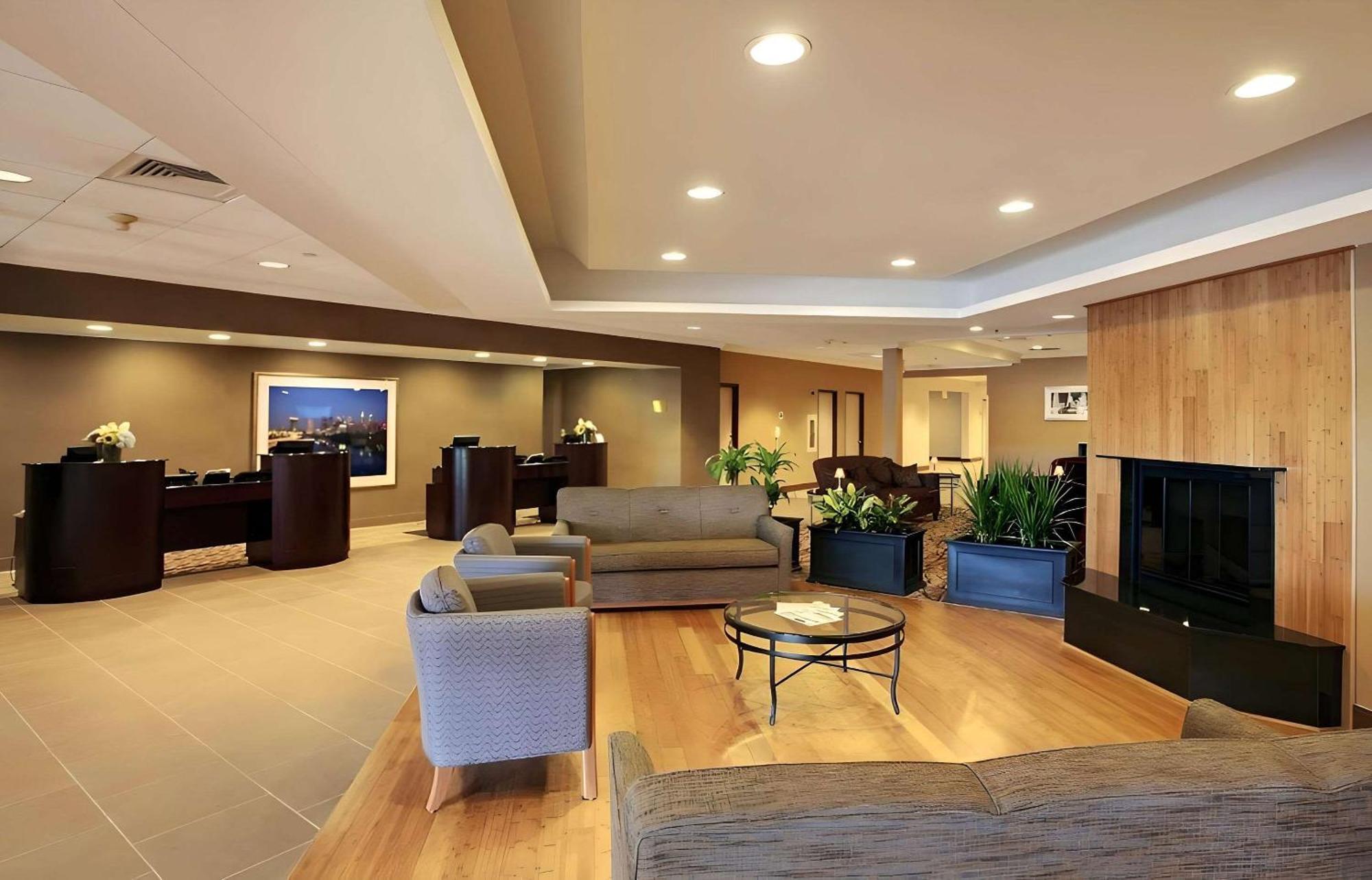 Quality Hotel Essington Esterno foto