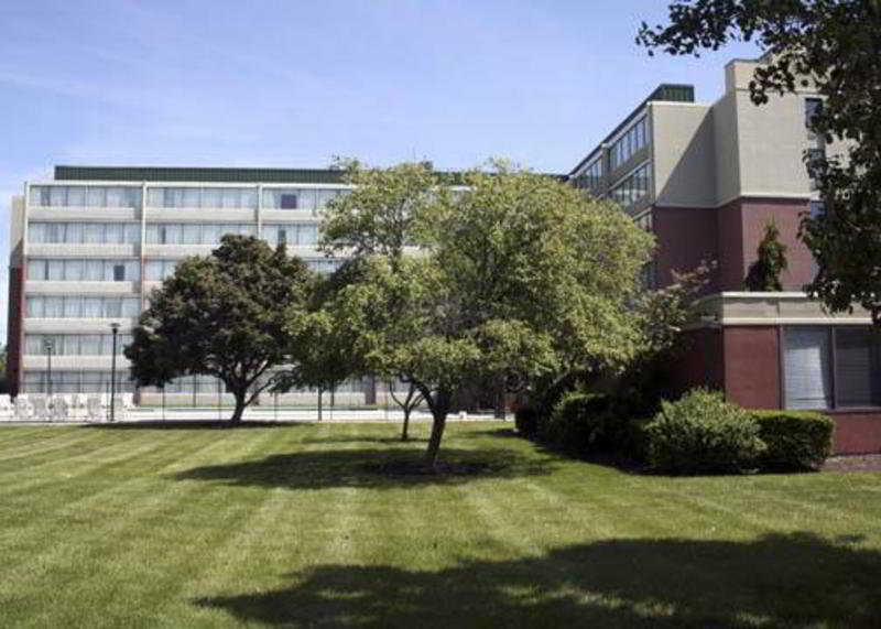 Quality Hotel Essington Esterno foto